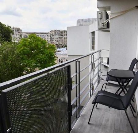 Lux Apartament Bacău Exteriör bild